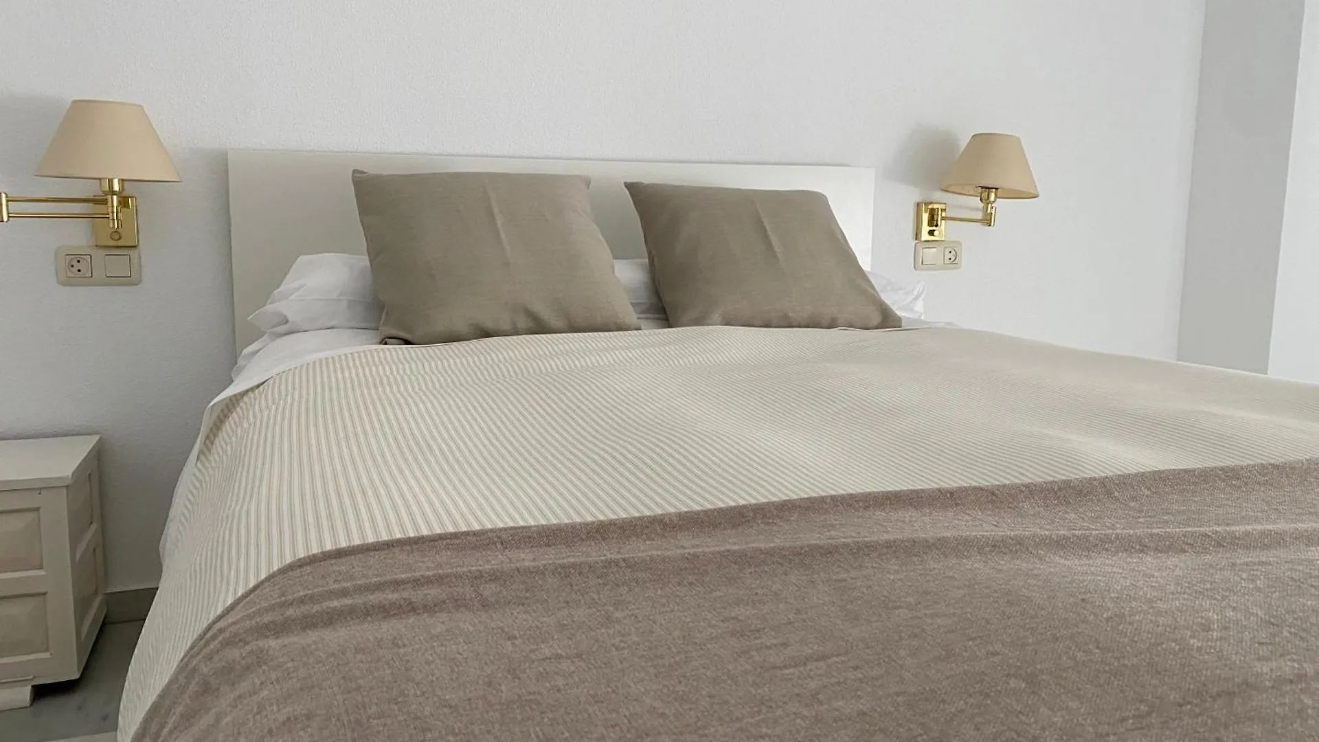 Jerez Avenida Apartman Jerez de la Frontera 0*,  Spanyolország